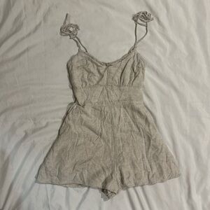 Women's Beige Sleeveless Romper